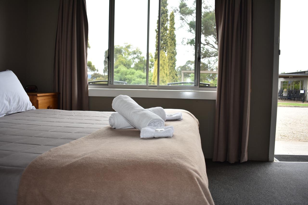 Mountain View Motel Corryong エクステリア 写真