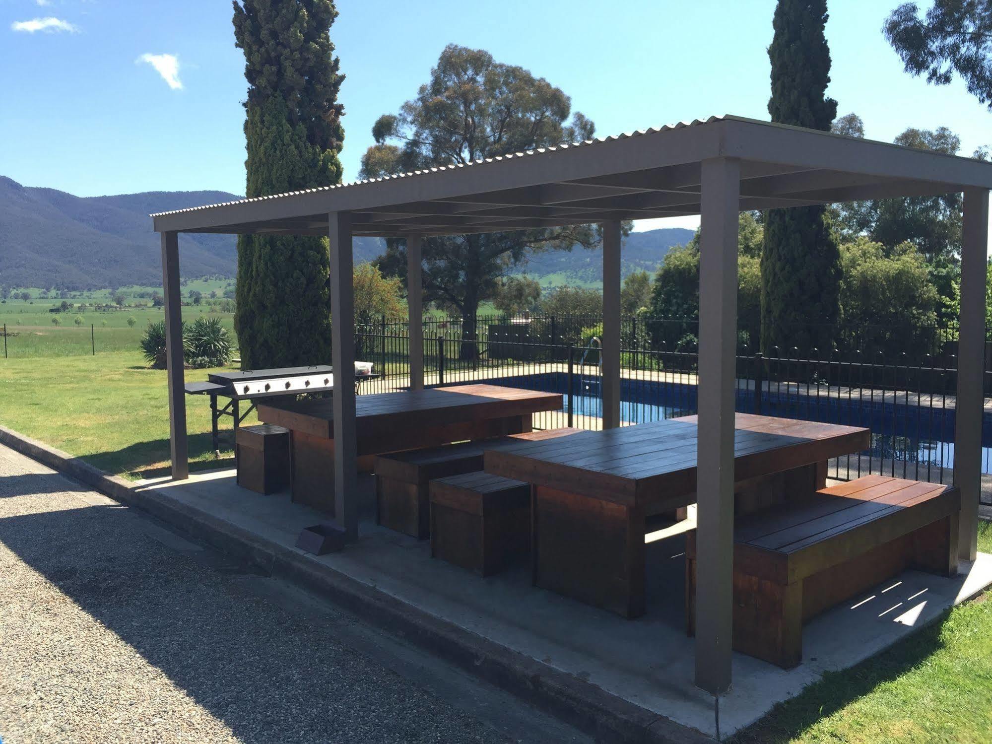 Mountain View Motel Corryong エクステリア 写真